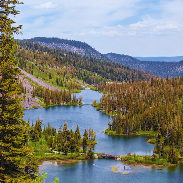 About Mammoth Lakes